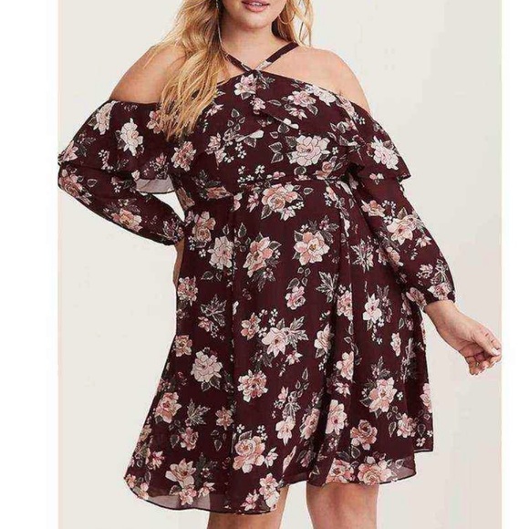 torrid Dresses & Skirts - Torrid Cold Shoulder Floral Dress